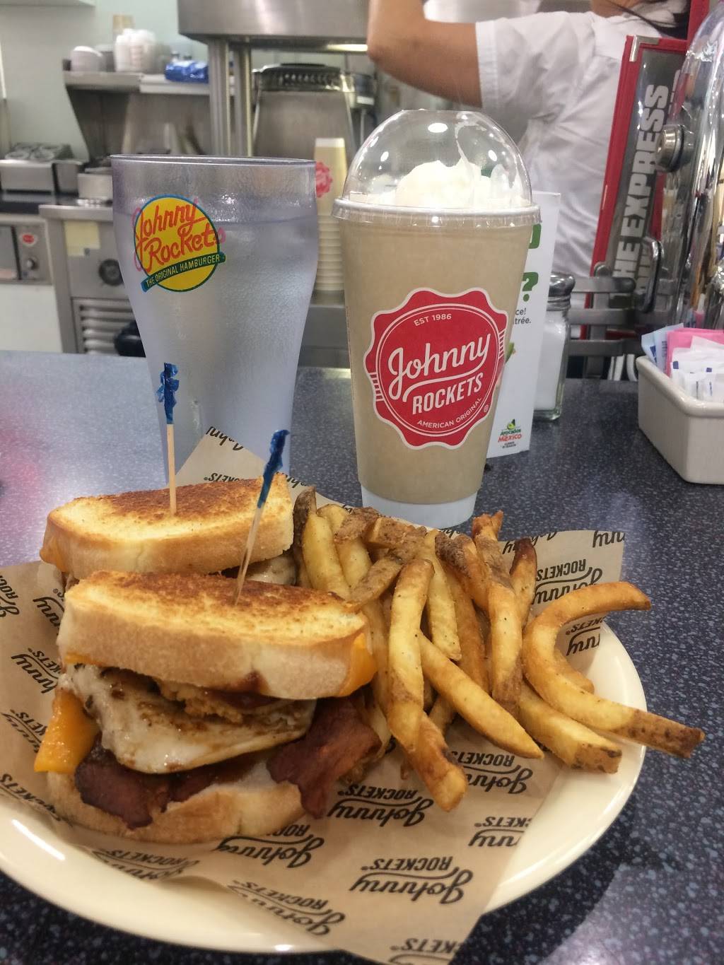 Johnny Rockets | restaurant | 1 Crossgates Mall Rd, Albany, NY 12203, USA | 5188620200 OR +1 518-862-0200