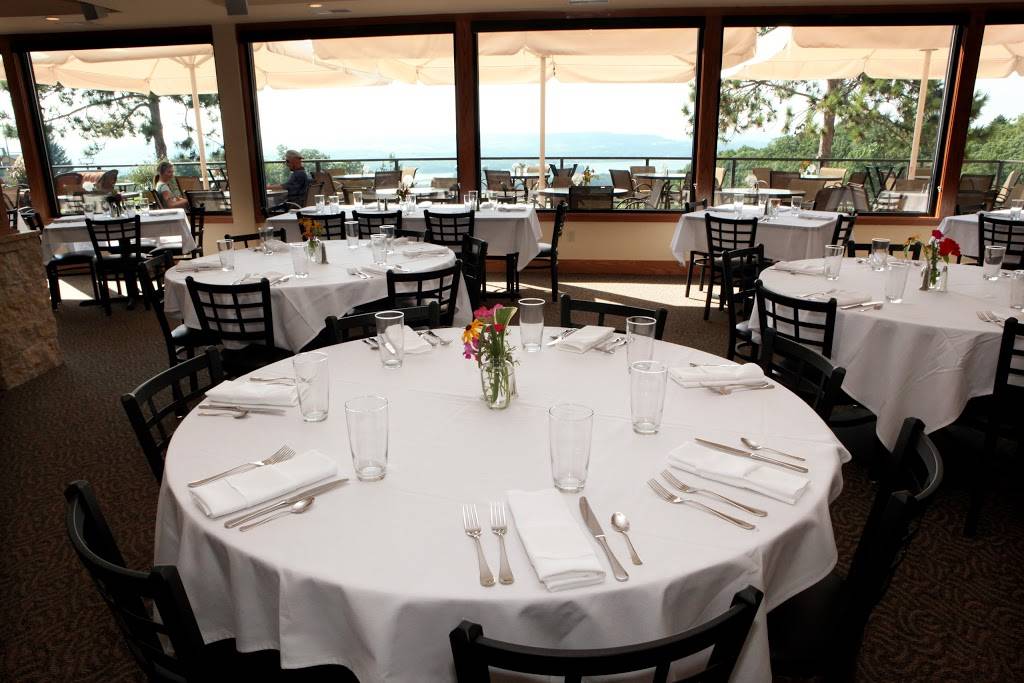 Sunset Grille | restaurant | 8700 W Chestnut Mountain Rd, Galena, IL 61036, USA | 8157774660 OR +1 815-777-4660