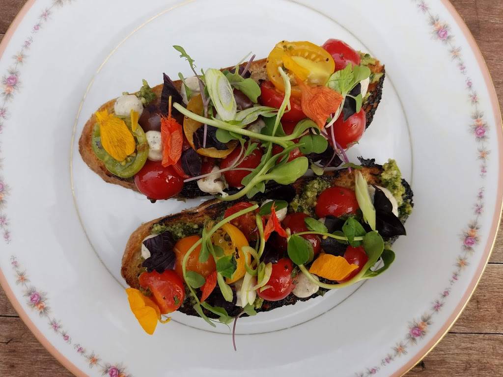 Gather | restaurant | 1454 Gratiot Ave, Detroit, MI 48207, USA | 5868500205 OR +1 586-850-0205