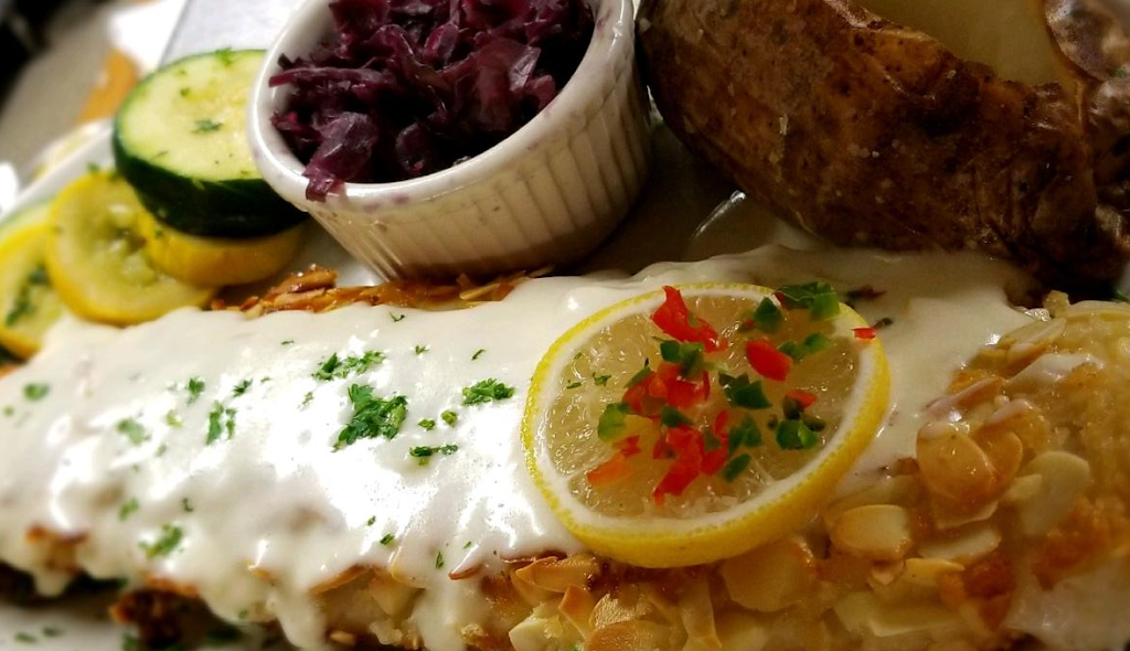 Golden Pines Supper Club | night club | 8000 State Hwy 70 E, St Germain, WI 54558, USA | 7154797178 OR +1 715-479-7178