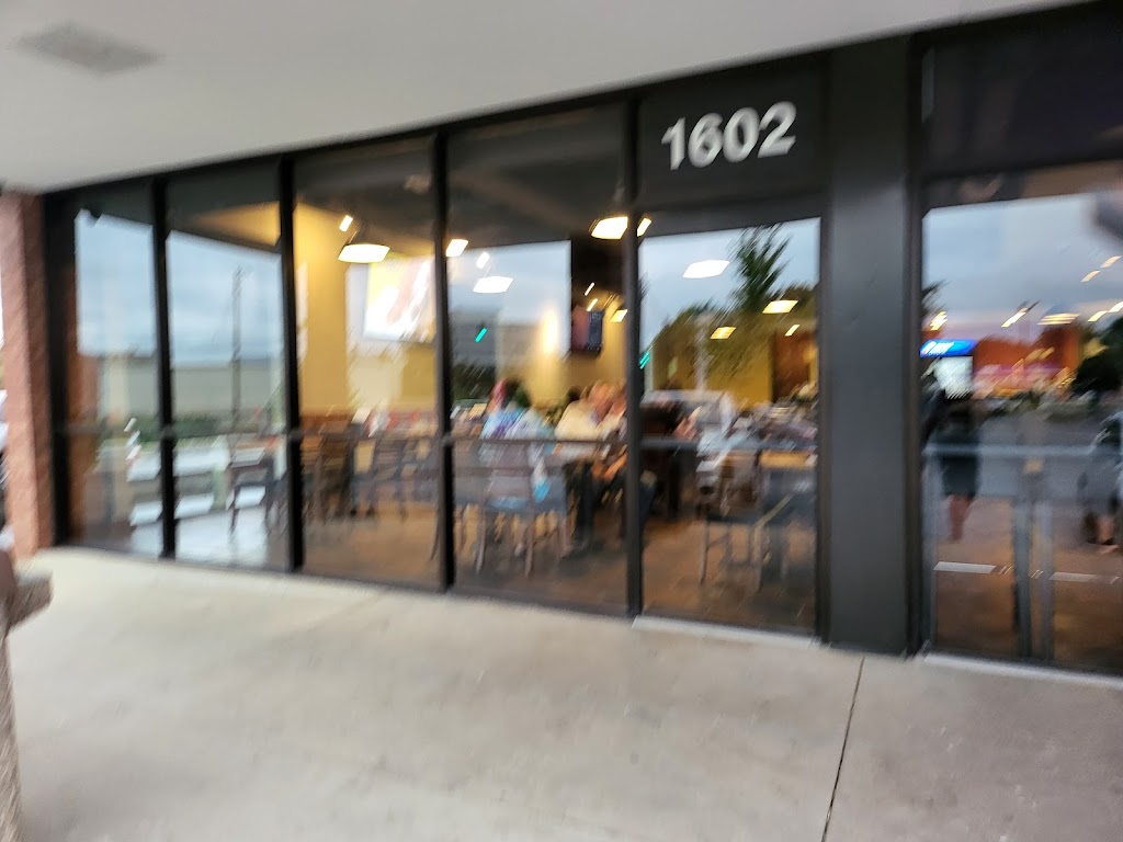 Choong Man Chicken Schaumburg (충만치킨) | restaurant | 1602 E Algonquin Rd, Schaumburg, IL 60173, USA | 8474858581 OR +1 847-485-8581