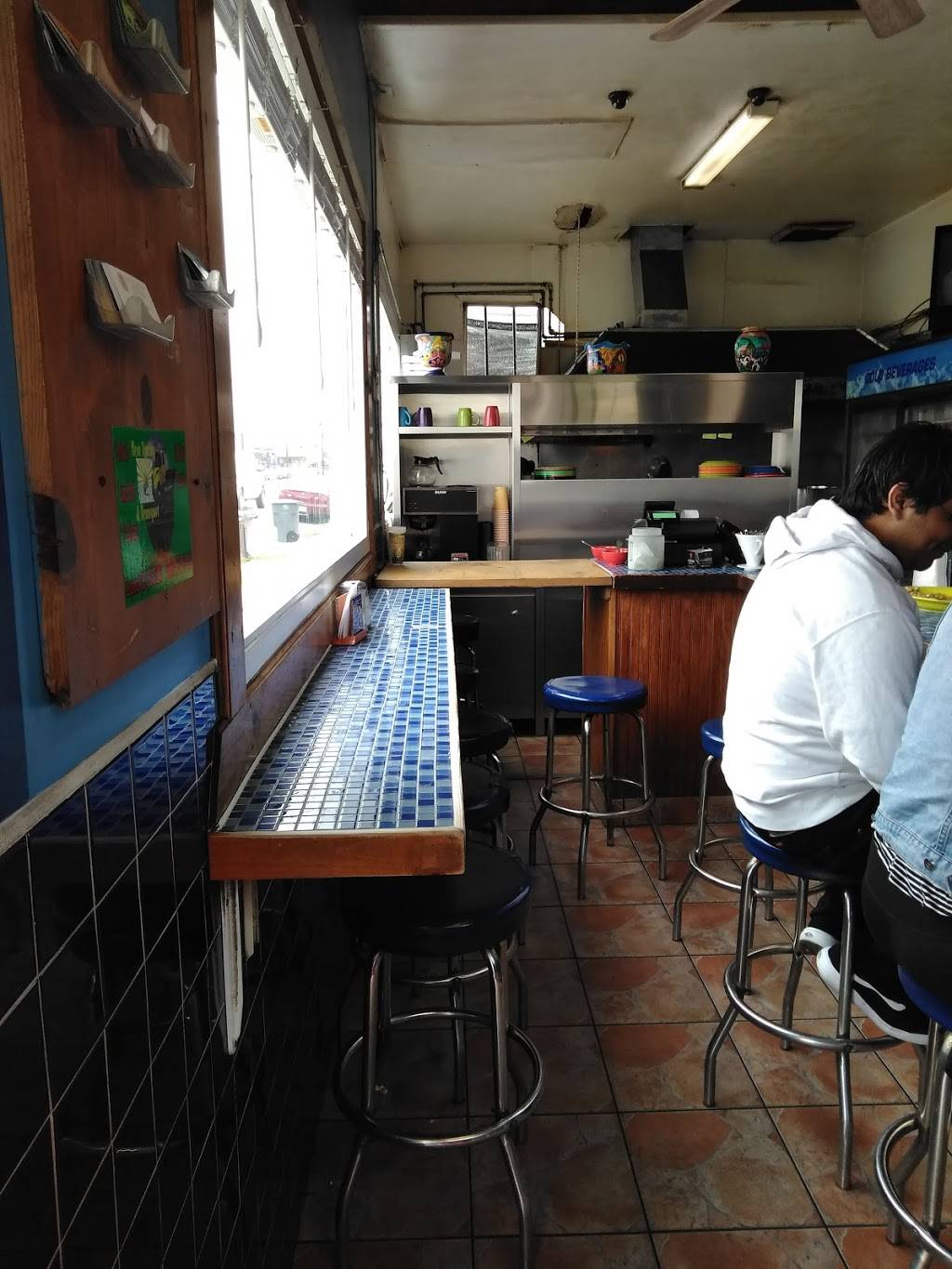 Evas Cafe | restaurant | 246 Williams Rd, Salinas, CA 93905, USA | 8319988820 OR +1 831-998-8820