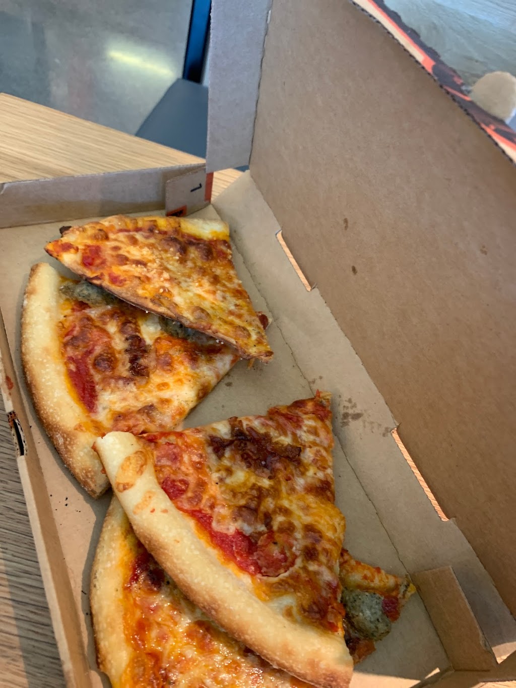 Blaze Pizza | restaurant | 4464 Electric Rd Suite C, Roanoke, VA 24018, USA | 5406551917 OR +1 540-655-1917