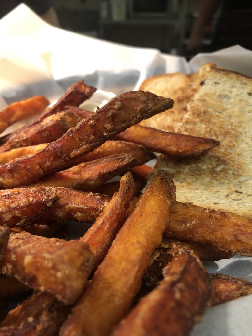 WBs | restaurant | 409 7th St, Charleston, IL 61920, USA | 2173485147 OR +1 217-348-5147