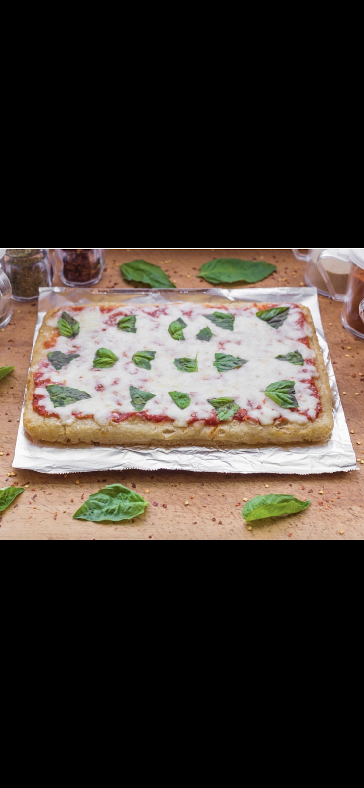 Pinzza born in Harlem | restaurant | 2310 1st Avenue, New York, NY 10035, USA | 9174092038 OR +1 917-409-2038