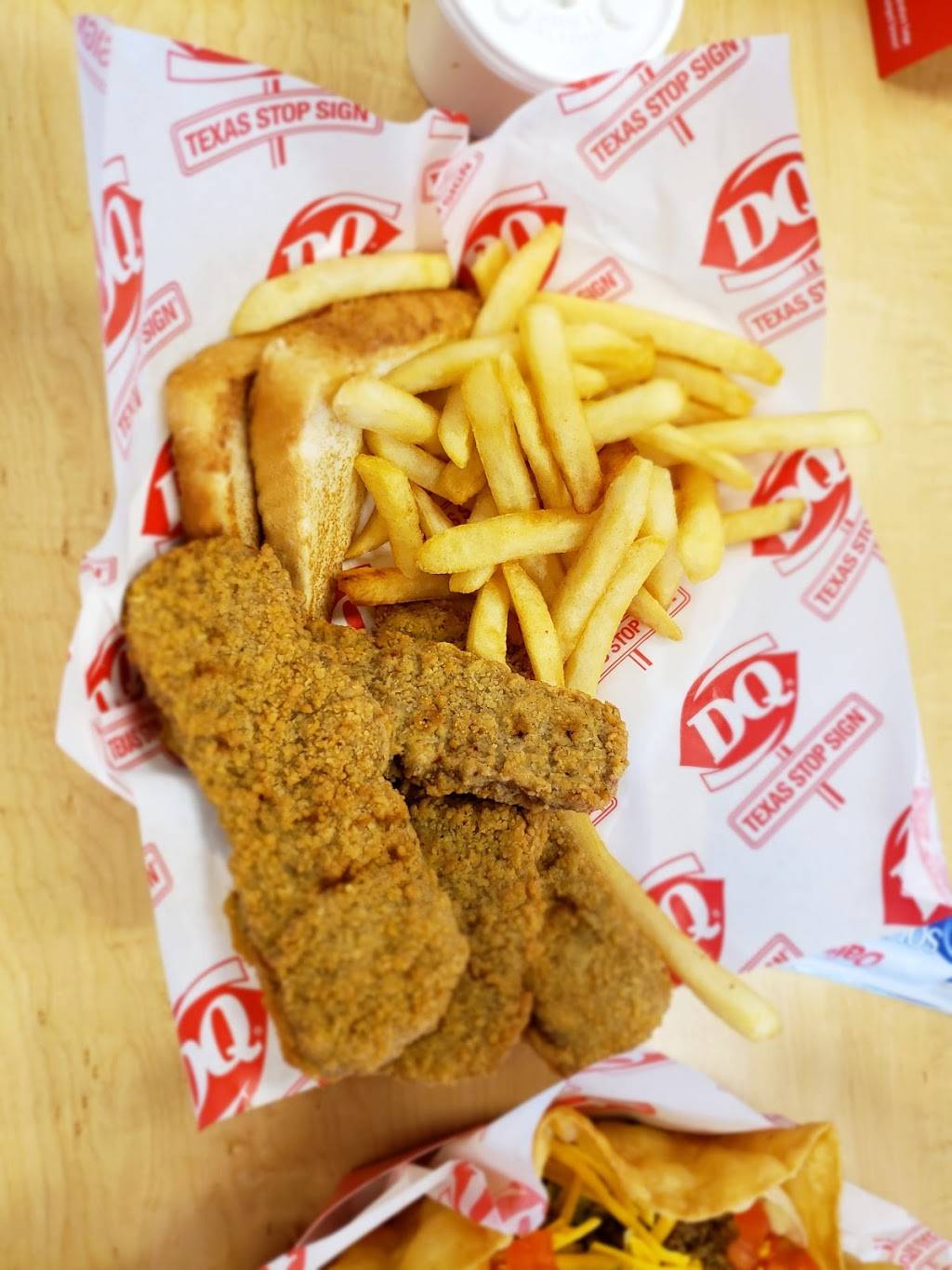 Dairy Queen Restaurant | restaurant | 2640 I-20 Frontage Rd, Grand Prairie, TX 75052, USA | 4692759662 OR +1 469-275-9662