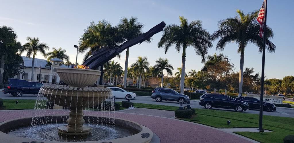 Wellington Town Square | shopping mall | 11924 W Forest Hill Blvd, Wellington, FL 33414, USA | 5616302300 OR +1 561-630-2300