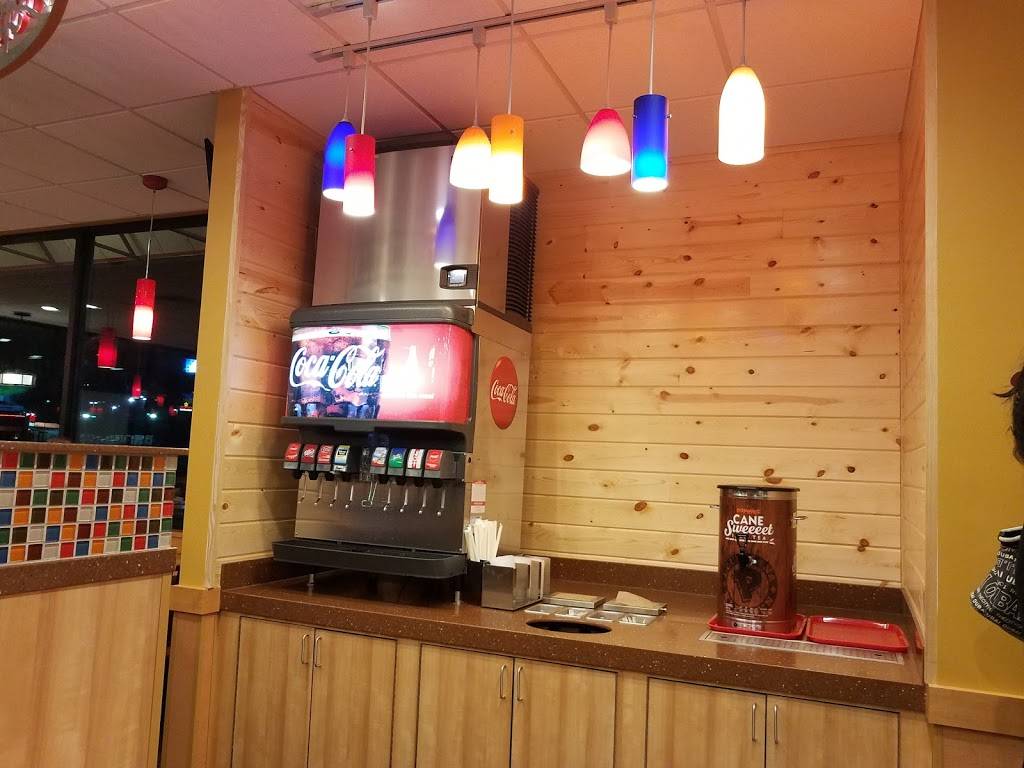 Popeyes Louisiana Kitchen | restaurant | 505 N Plaza Dr, Van Buren, AR 72956, USA | 4797555114 OR +1 479-755-5114