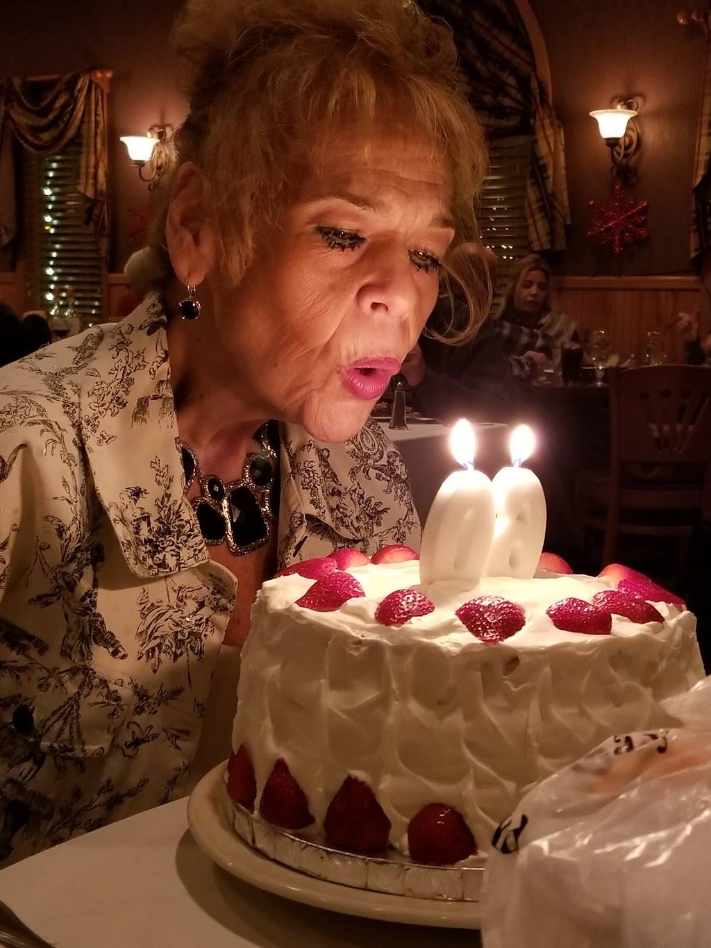 Lorenzo Bistro | restaurant | 223 New St, Woodland Park, NJ 07424, USA | 9733454141 OR +1 973-345-4141