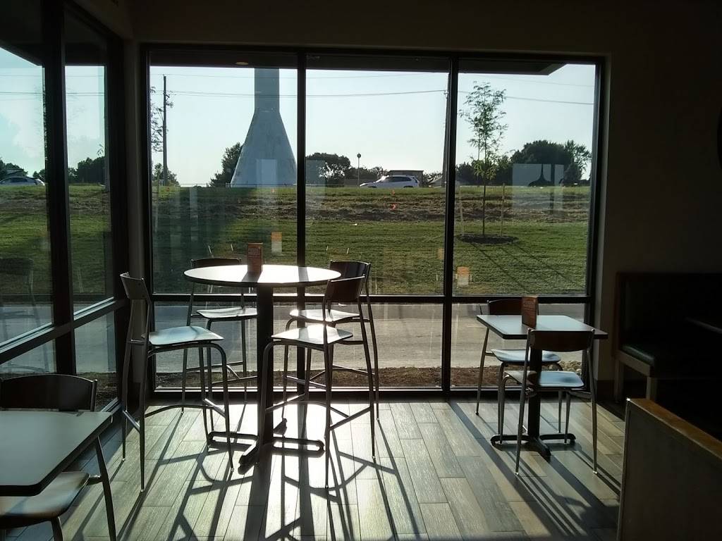 Runza Restaurant | restaurant | 3910 N 203rd St, Elkhorn, NE 68022, USA | 4025021237 OR +1 402-502-1237