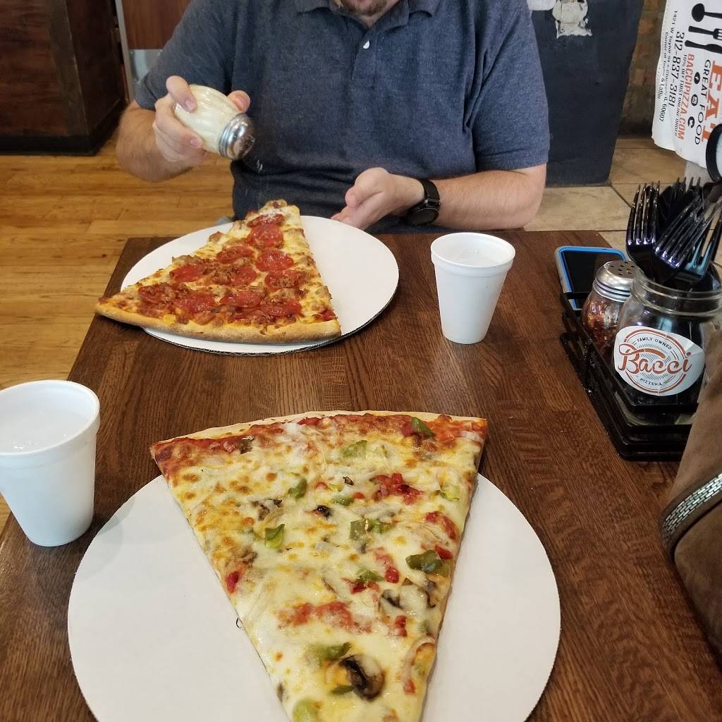 Bacci Pizzeria | restaurant | 1421 W Taylor St, Chicago, IL 60607, USA | 3128373181 OR +1 312-837-3181