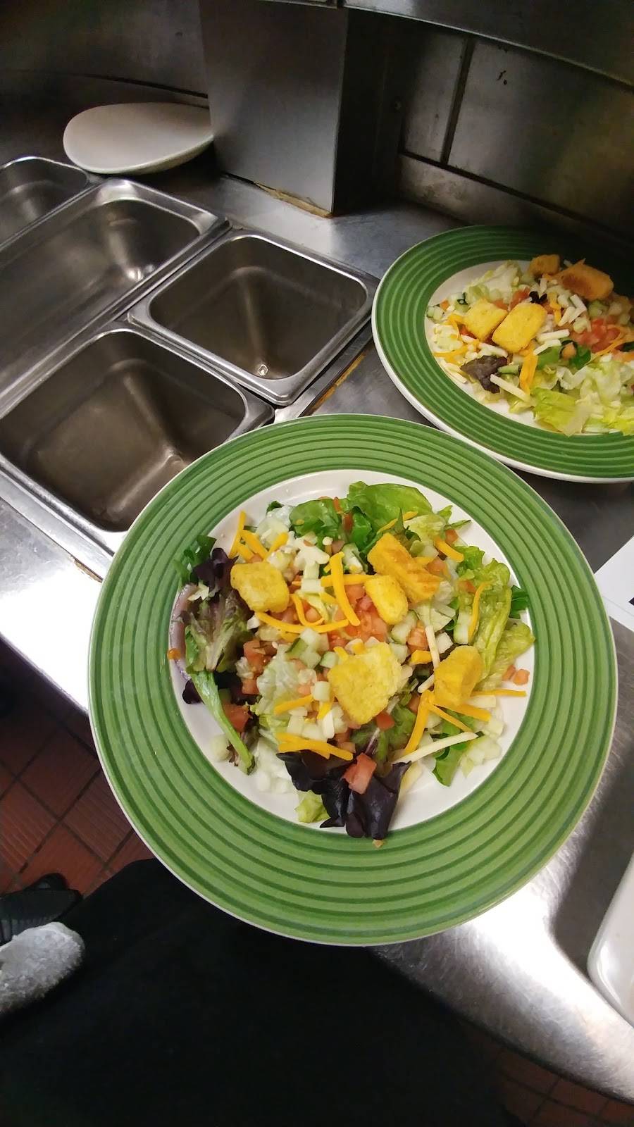 Applebees Grill + Bar | restaurant | 101 S Carter Rd, Ashland, VA 23005, USA | 8047982334 OR +1 804-798-2334