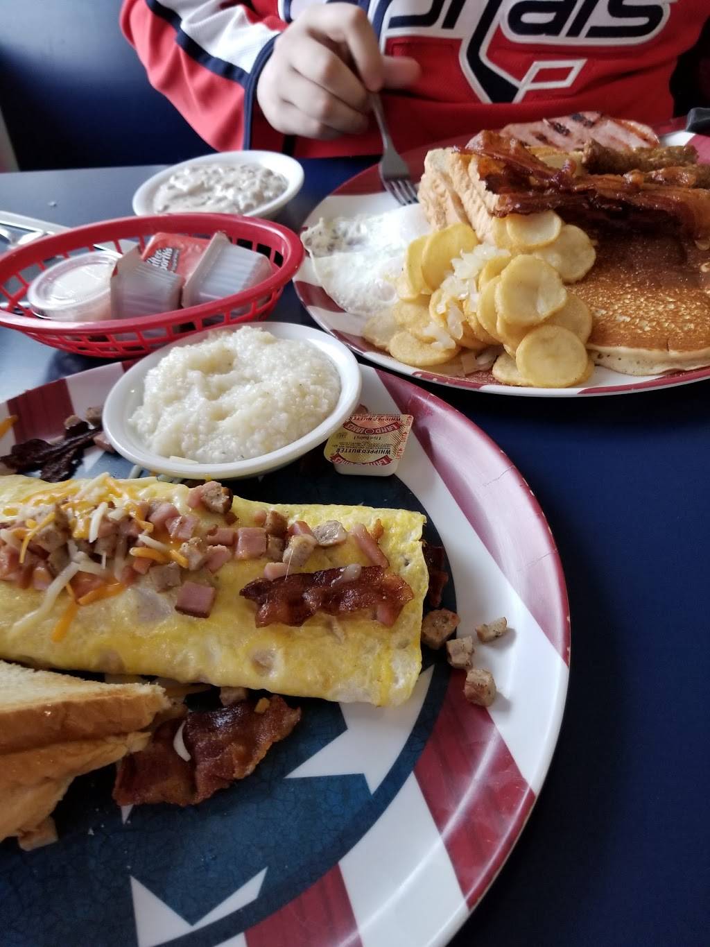 The Olde Towne Restaurant | restaurant | 200 N 2nd St, Woodsboro, MD 21798, USA | 3018985686 OR +1 301-898-5686