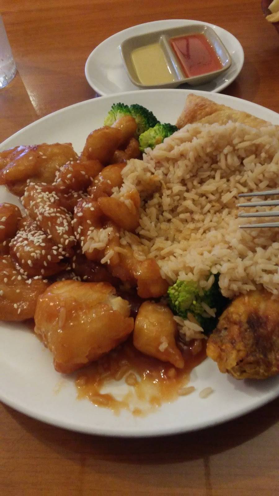 Golden Palace | restaurant | #106, 2100 Riverside Pkwy, Lawrenceville, GA 30043, USA | 7709620616 OR +1 770-962-0616