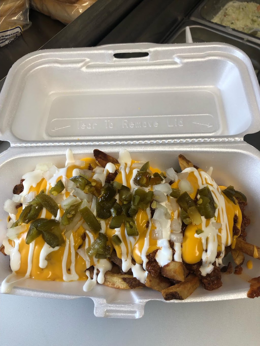 Da Dawg House | restaurant | 2088 Copley Rd, Akron, OH 44320, USA | 3308613410 OR +1 330-861-3410