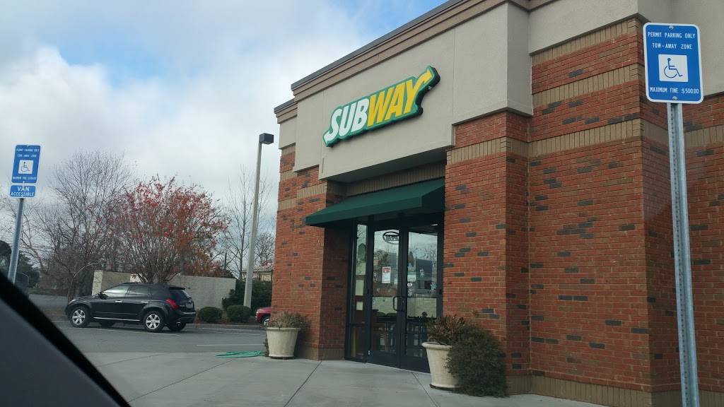 Subway | restaurant | 3255 Inner Perimeter Rd A, Valdosta, GA 31602, USA | 2292418250 OR +1 229-241-8250