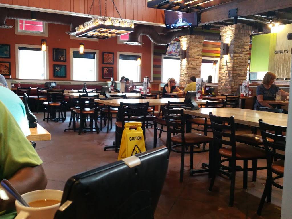 Chilis Grill & Bar | meal takeaway | 8119 Honeygo Blvd, Baltimore, MD 21236, USA | 4109330089 OR +1 410-933-0089