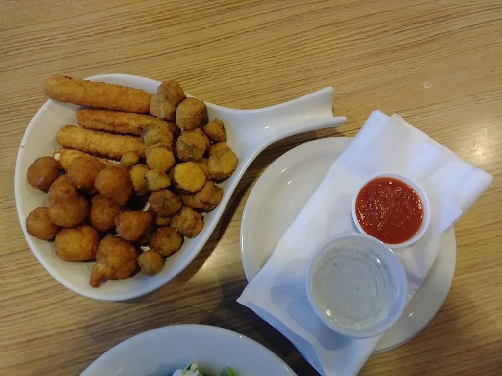 The Elm Street Eatery | restaurant | 135 W Elm St, Lebanon, MO 65536, USA | 4175882700 OR +1 417-588-2700