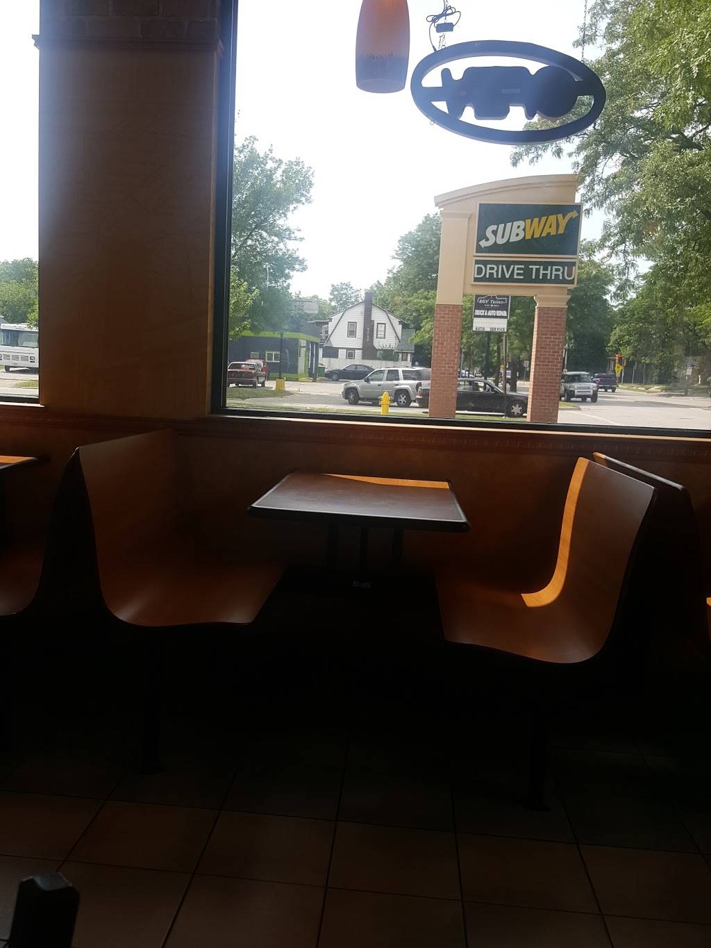 Subway | restaurant | 517 Dousman St, Green Bay, WI 54303, USA | 9204369744 OR +1 920-436-9744