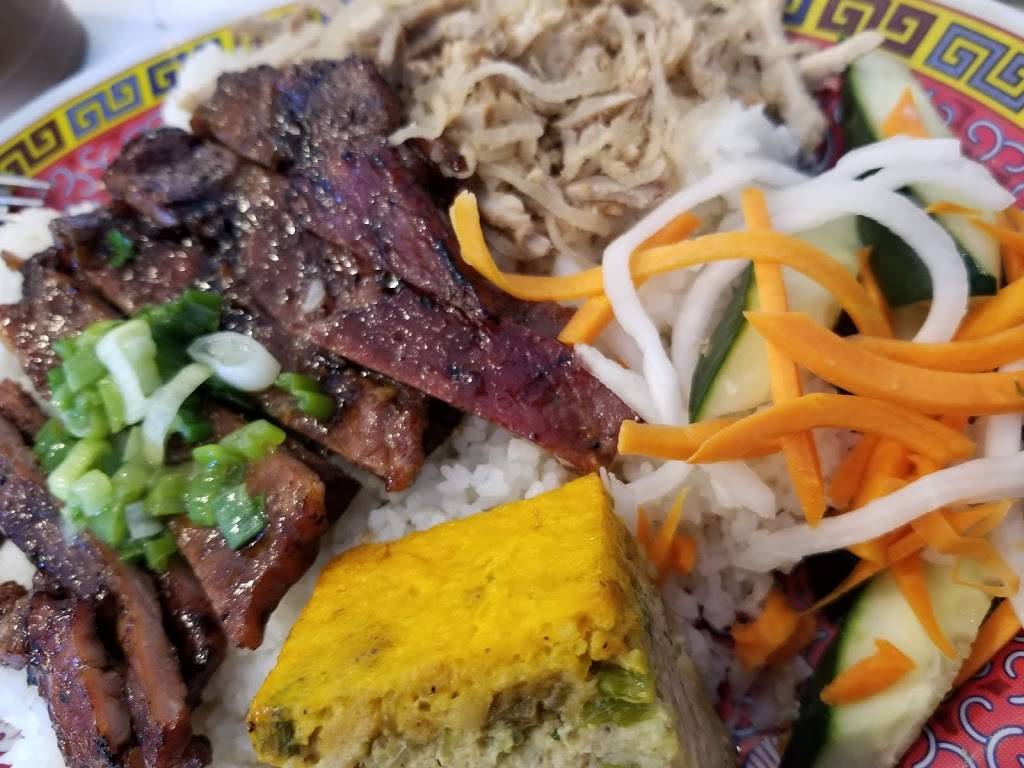 MT Noodles | restaurant | 8459 W Broadway Ave, Brooklyn Park, MN 55445, USA | 7633153055 OR +1 763-315-3055