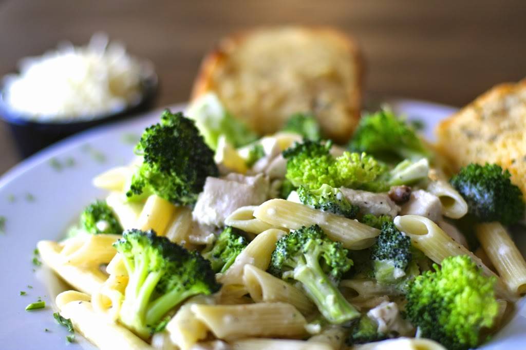 Selmas Chicago Pizzeria & Tap Room RSM | restaurant | 30461 Av. de Las Flores B, Rancho Santa Margarita, CA 92688, USA | 9497098165 OR +1 949-709-8165