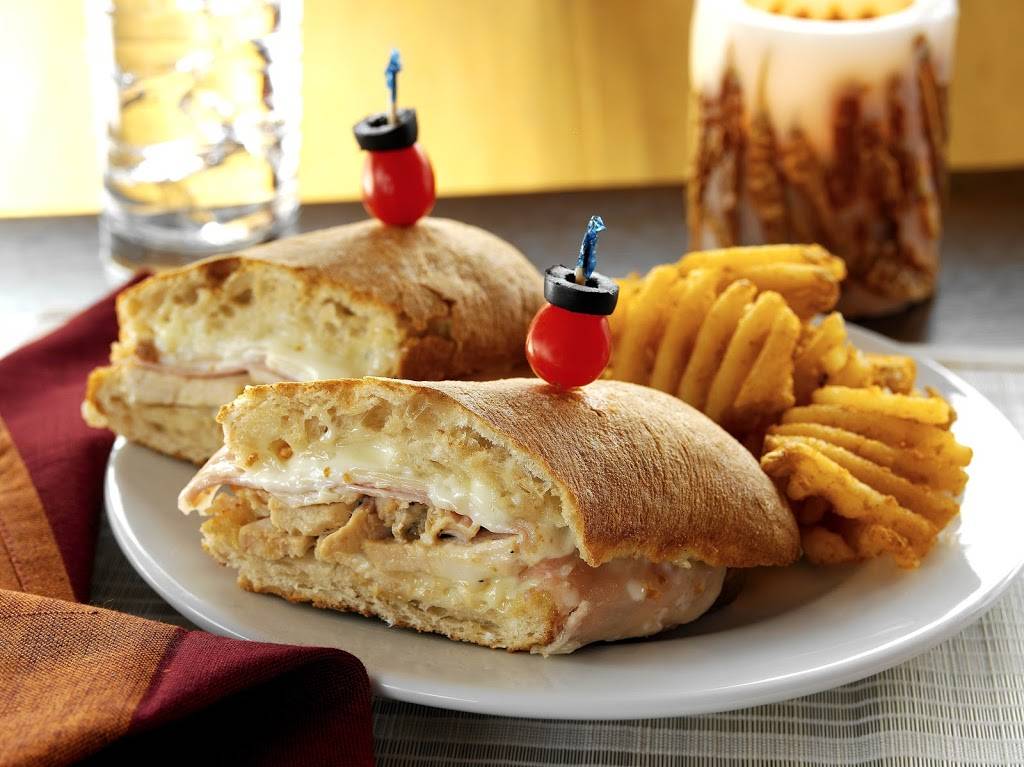 Pats Pizzeria | restaurant | 3116, 9400 Harford Rd, Parkville, MD 21234, USA | 4106633393 OR +1 410-663-3393