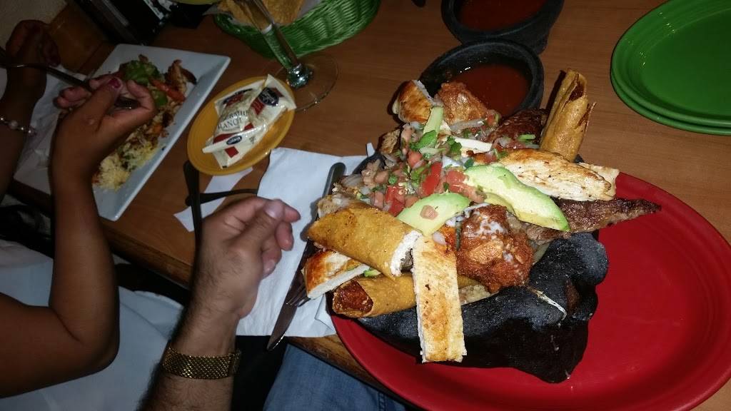 Bronco Mexican Restaurant | restaurant | 348 N Main St, Woodruff, SC 29388, USA | 8644763059 OR +1 864-476-3059