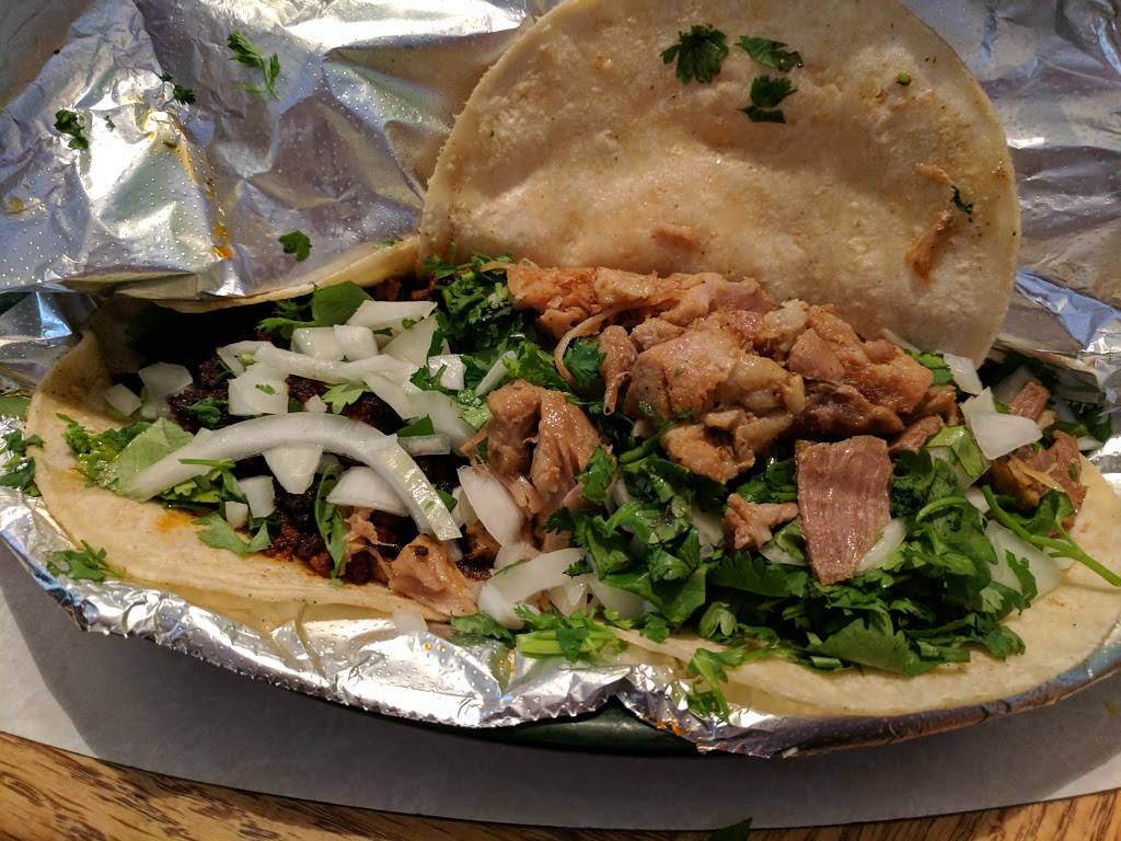 Coronas Mexican Grill | restaurant | 501 W Cleveland St, Heyworth, IL 61745, USA | 3094733007 OR +1 309-473-3007