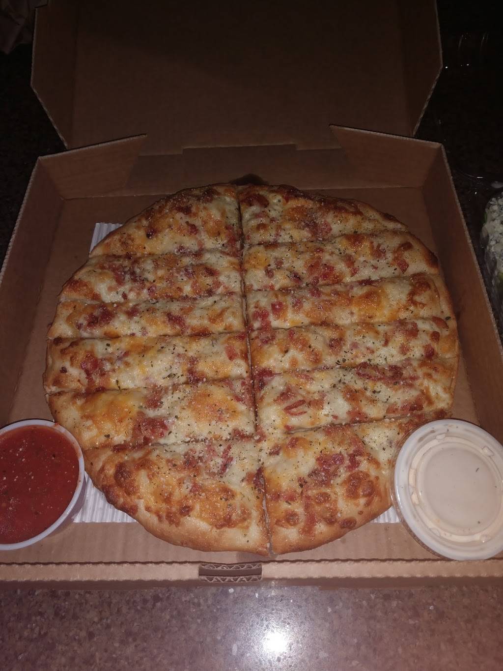 Strombolis Express | restaurant | 6210 96th Ave, Zeeland, MI 49464, USA | 6168758001 OR +1 616-875-8001