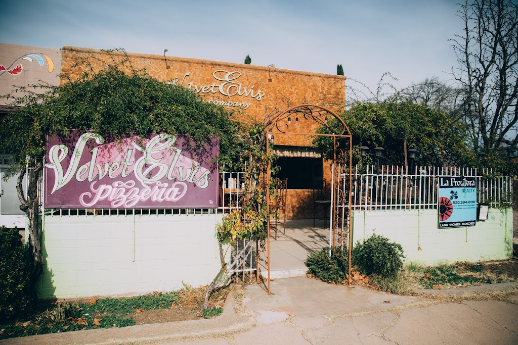 Velvet Elvis Pizza Company | restaurant | 292 Naugle Ave, Patagonia, AZ 85624, USA | 5203940069 OR +1 520-394-0069