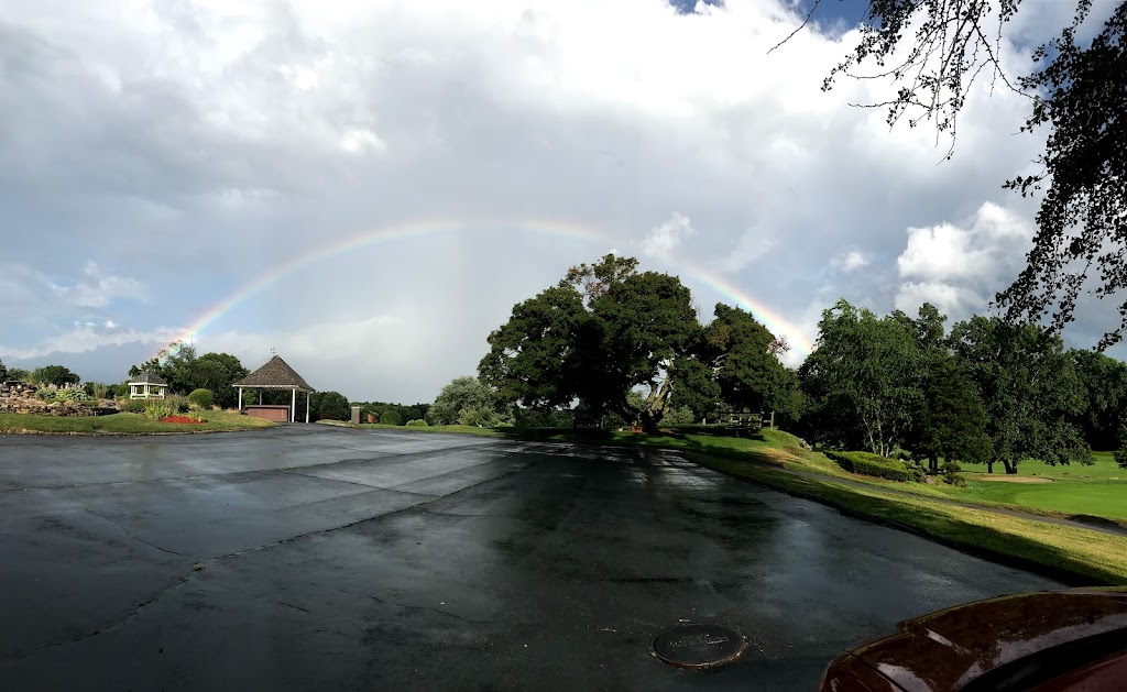 Valley Country Club | restaurant | 251 New London Ave, Warwick, RI 02886, USA | 4018211115 OR +1 401-821-1115