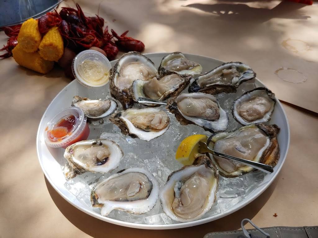 Wilfongs | restaurant | 28601 US-377, Bluff Dale, TX 76433, USA | 2547283238 OR +1 254-728-3238