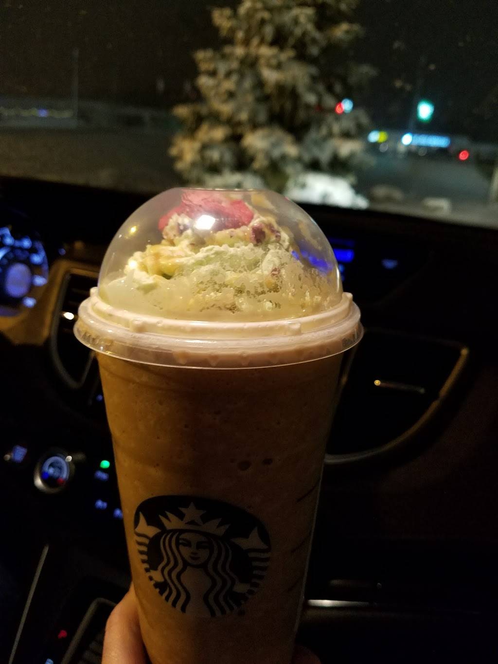 Starbucks | cafe | 2 Commerce Way, Seekonk, MA 02771, USA | 5083368626 OR +1 508-336-8626