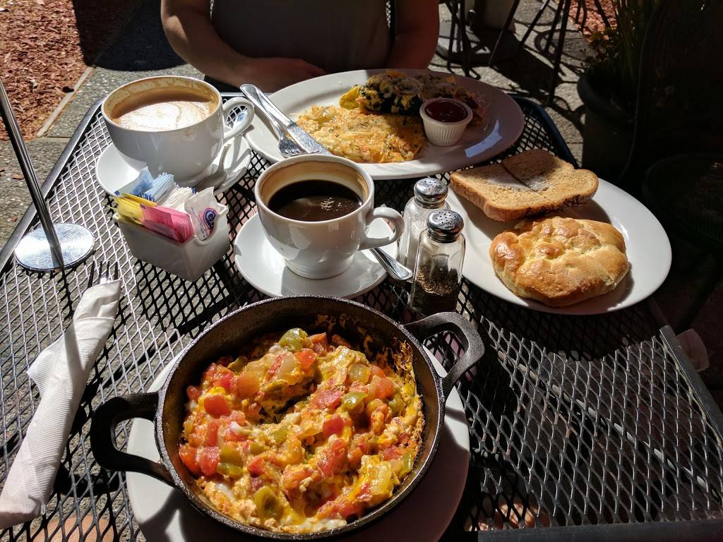 Olympus Caffe & Bakery | restaurant | 135 Castro St, Mountain View, CA 94041, USA | 6503367613 OR +1 650-336-7613