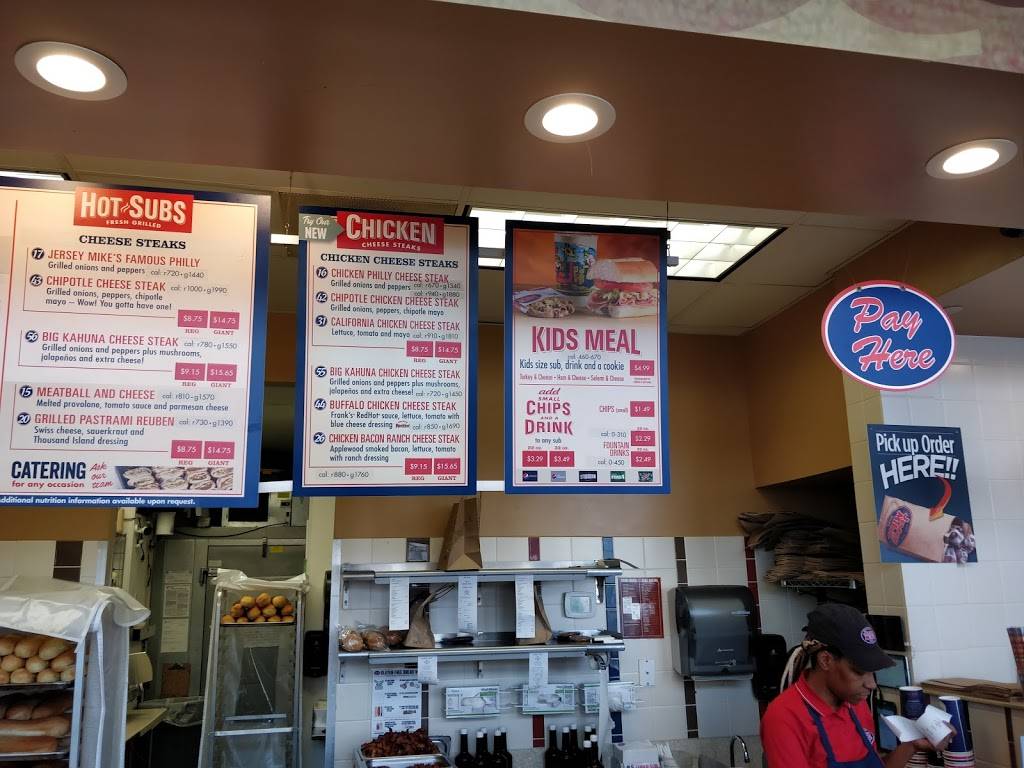 Jersey Mikes Subs | meal takeaway | 628 NE Broadway, Portland, OR 97232, USA | 5038416654 OR +1 503-841-6654
