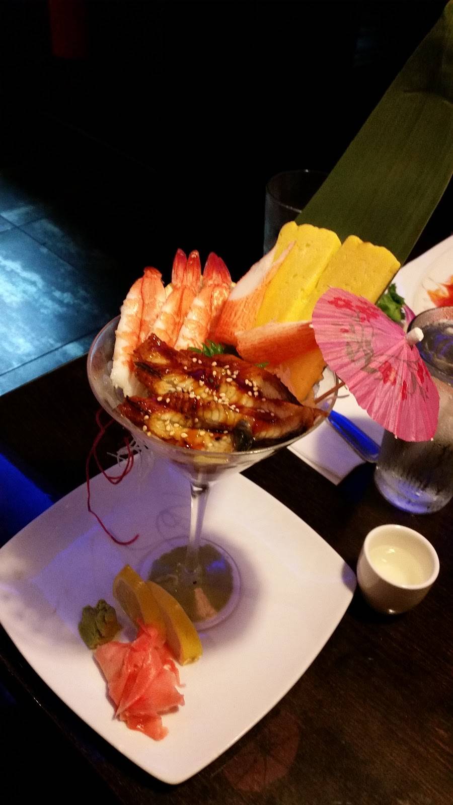 Ginza Asian Bistro | restaurant | 9420 Shelbyville Rd, Louisville, KY 40222, USA | 5027498878 OR +1 502-749-8878