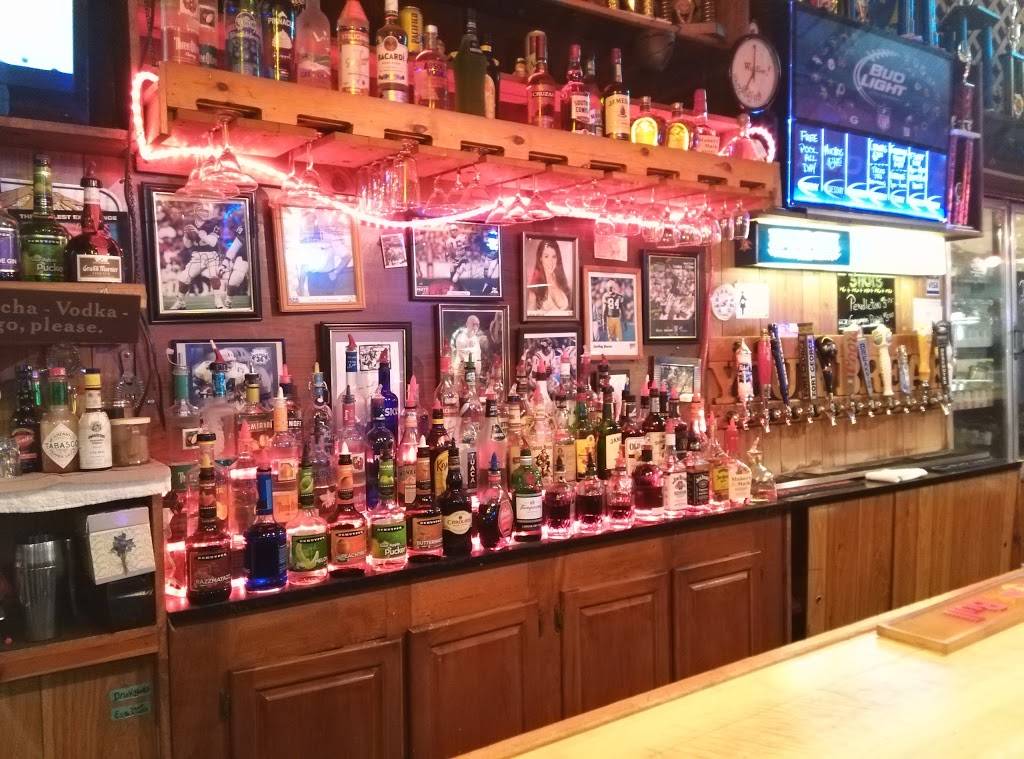 Your Break Tavern | restaurant | 210 E Main St, Silverton, OR 97381, USA | 5038737786 OR +1 503-873-7786