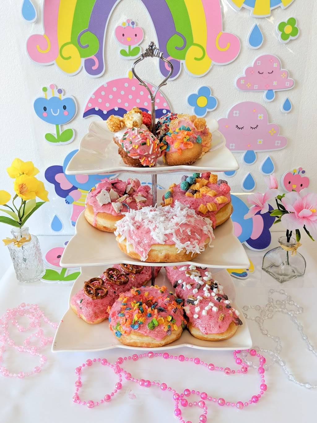 Sugarlicious | bakery | 101 E Foothill Blvd #33, Pomona, CA 91767, USA | 9092889330 OR +1 909-288-9330