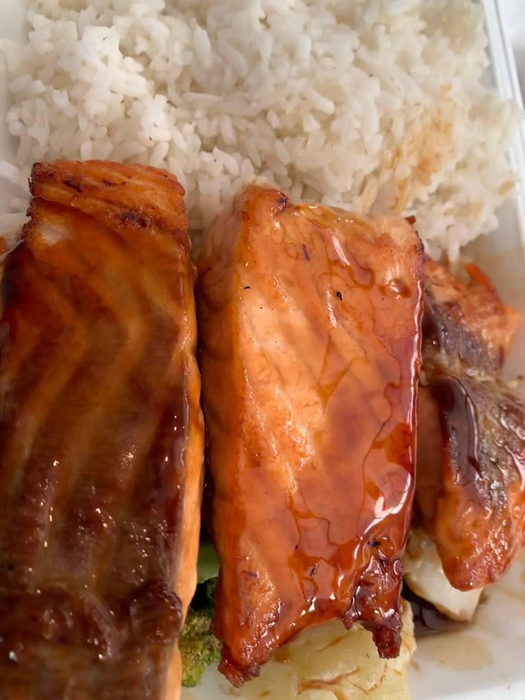 The Fat Chicken | restaurant | 2355 S Bucknell St, Philadelphia, PA 19145, USA | 2153899666 OR +1 215-389-9666