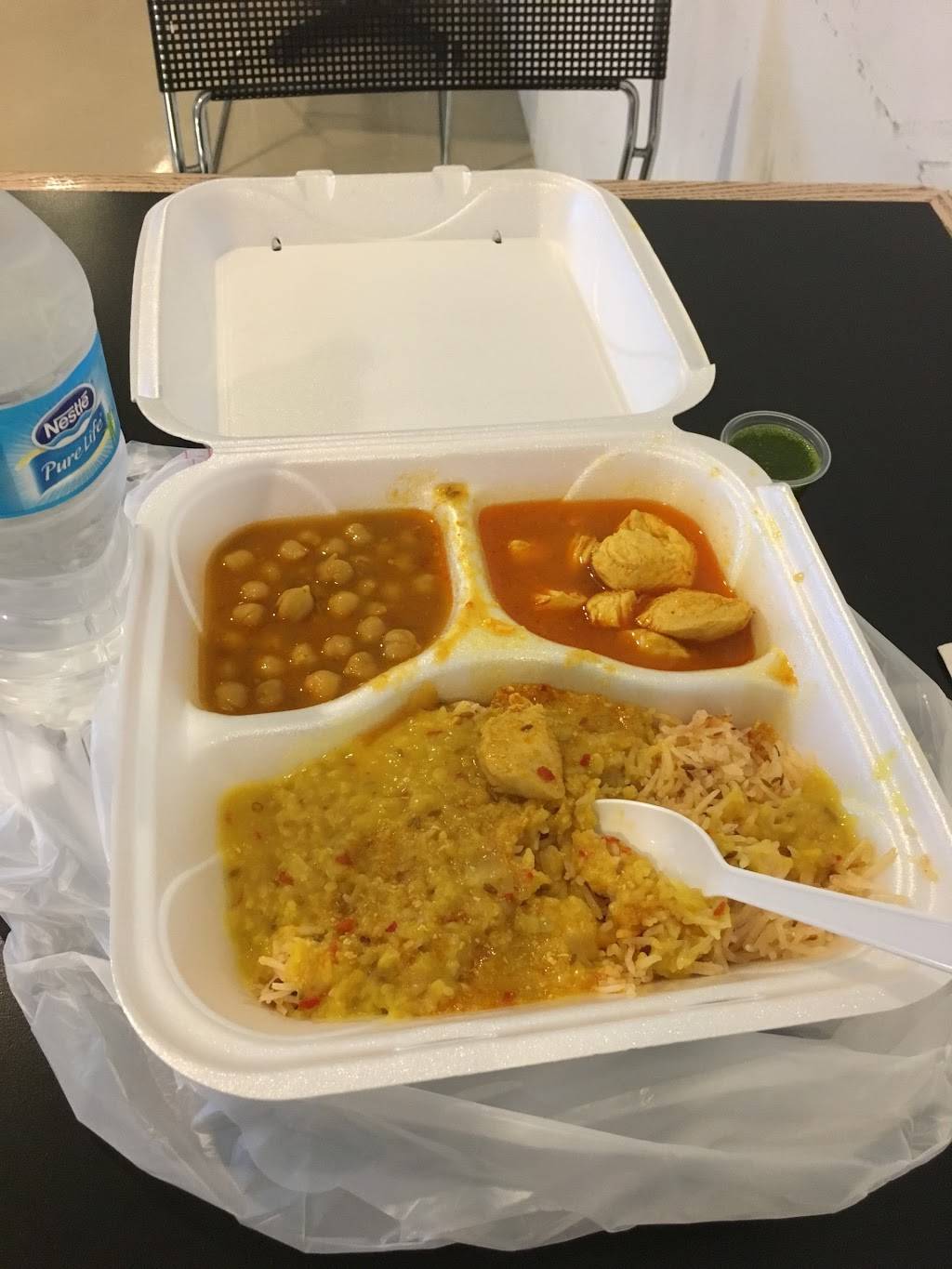 Shah Jees | restaurant | 770 N Jefferson St, Milwaukee, WI 53202, USA | 4142715354 OR +1 414-271-5354