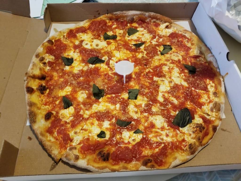 Crust Pizzeria | restaurant | 2071 Clove Rd, Staten Island, NY 10304, USA | 3478610999 OR +1 347-861-0999