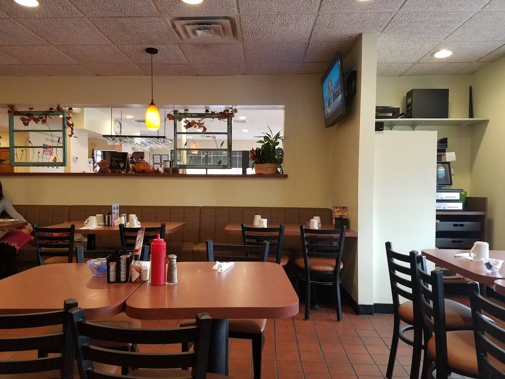 N & Ts Restaurant | restaurant | 3077 Sheridan Rd, Zion, IL 60099, USA | 8478727979 OR +1 847-872-7979