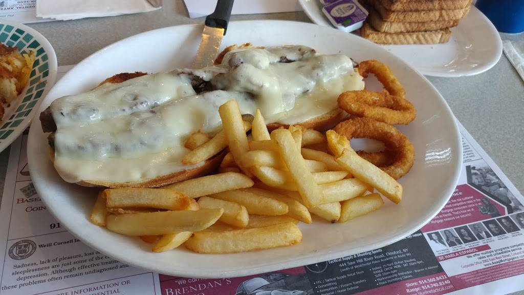 Central Plaza Diner | restaurant | 1686 Central Park Ave, Yonkers, NY 10710, USA | 9147798030 OR +1 914-779-8030