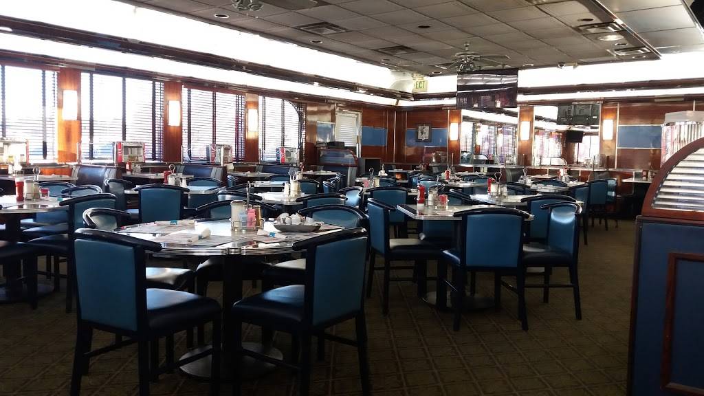 Double T Diner Perry Hall | restaurant | 9010 Belair Rd, Baltimore, MD 21236, USA | 4102480160 OR +1 410-248-0160