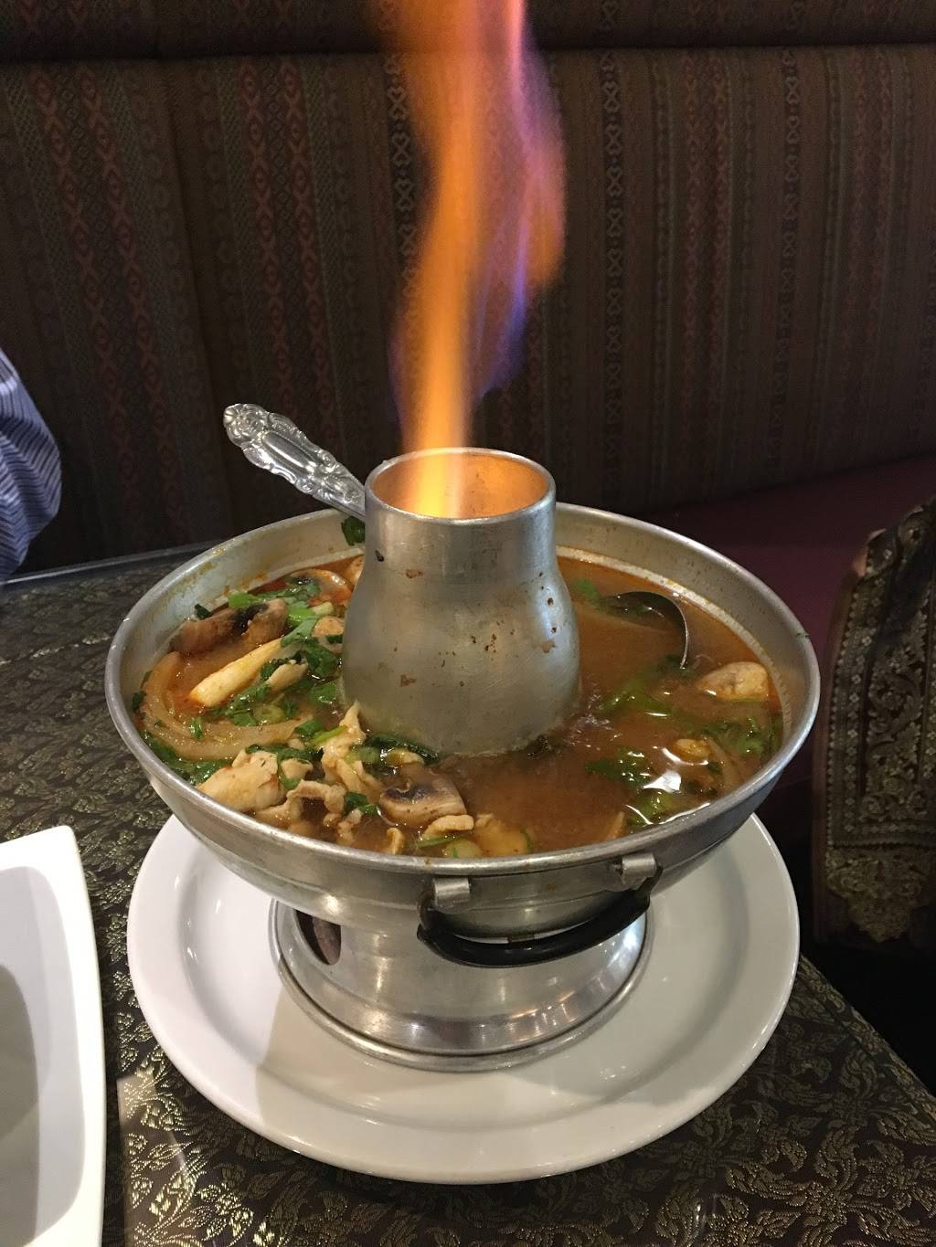 Lotus Fusion | restaurant | 1620 W El Camino Ave, Sacramento, CA 95833, USA | 9169203300 OR +1 916-920-3300