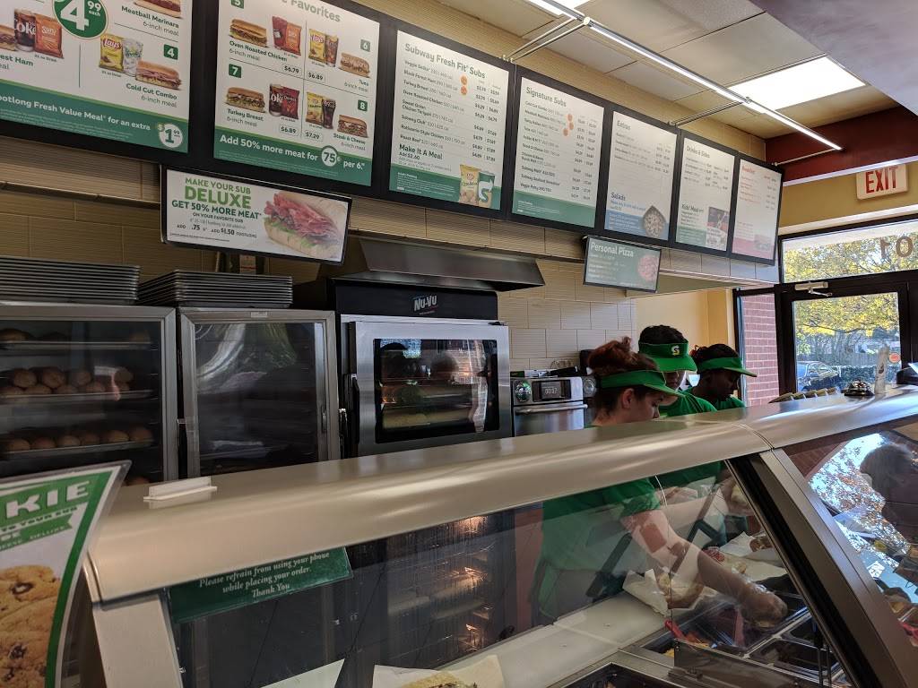 Subway | restaurant | 1114 Big Bethel Rd, Hampton, VA 23666, USA | 7578271697 OR +1 757-827-1697