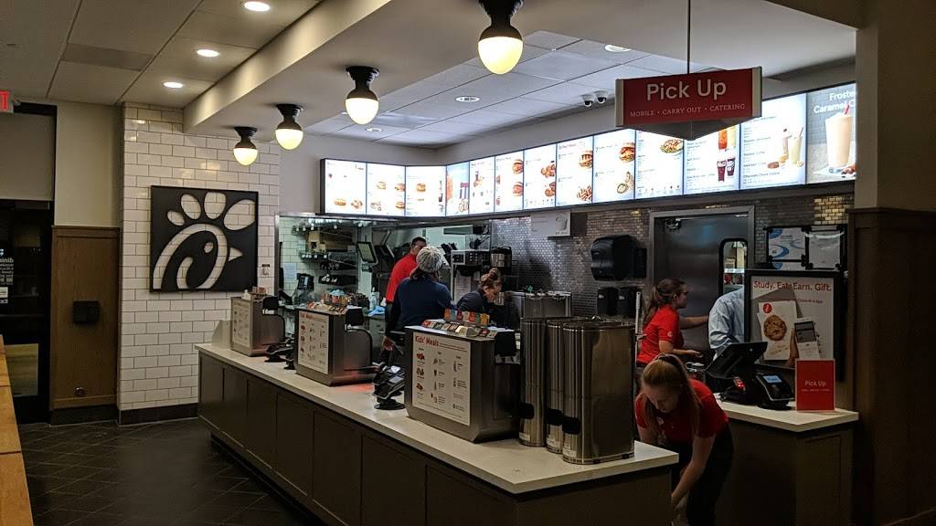 Chick-fil-A | restaurant | 2090 Snelling Ave N, Roseville, MN 55113, USA | 6516360144 OR +1 651-636-0144