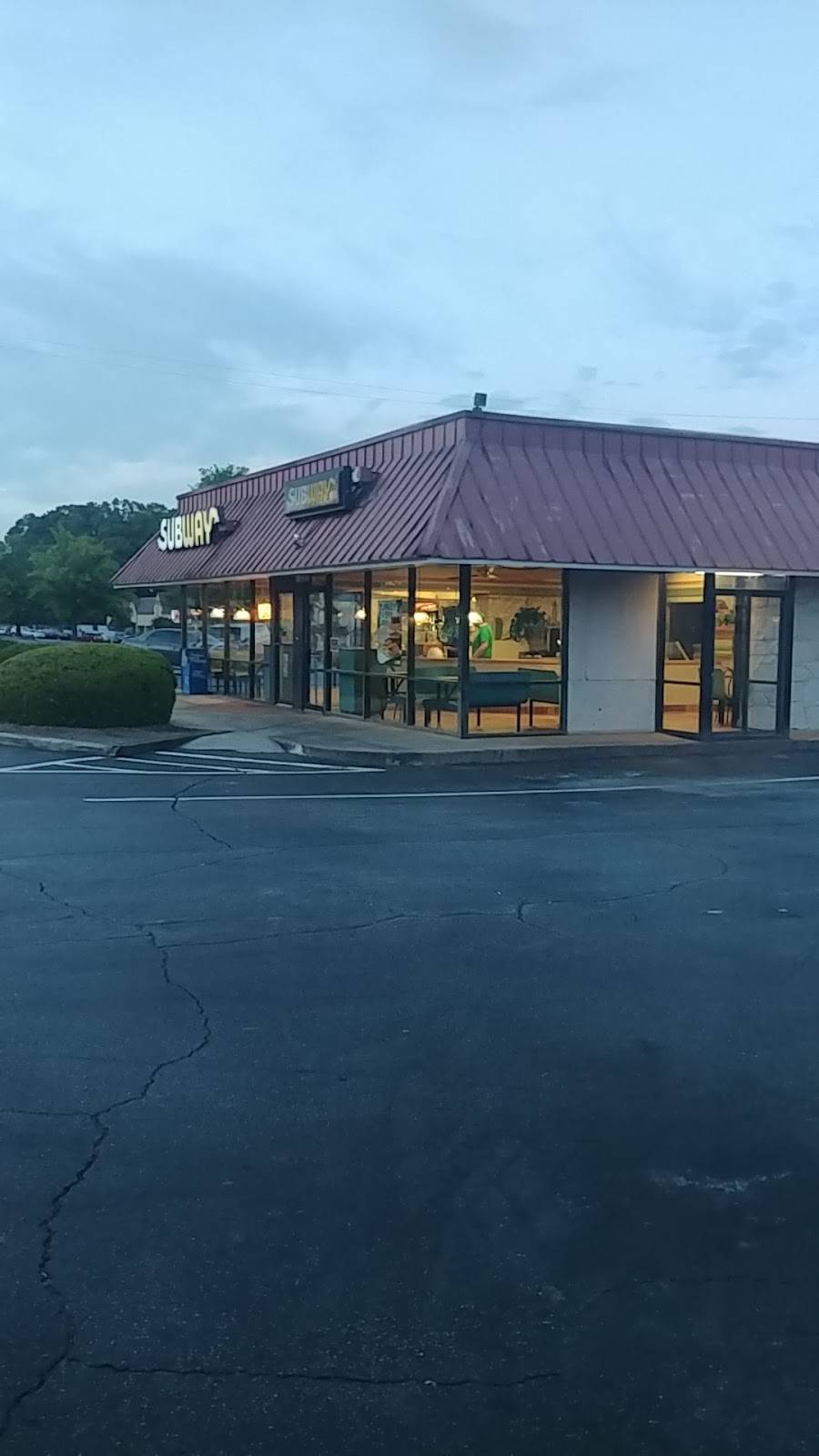 Subway | restaurant | 2872 Canton Rd, Marietta, GA 30066, USA | 7704219441 OR +1 770-421-9441