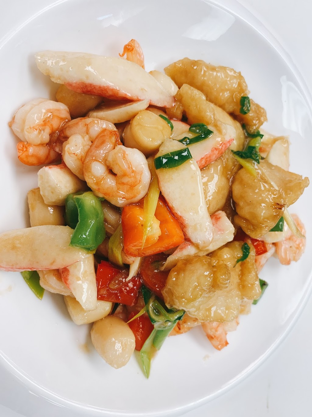 MR.K Authentic Chinese restaurant | restaurant | 5048 Yadkin Rd #201, Fayetteville, NC 28303, USA | 9102638439 OR +1 910-263-8439