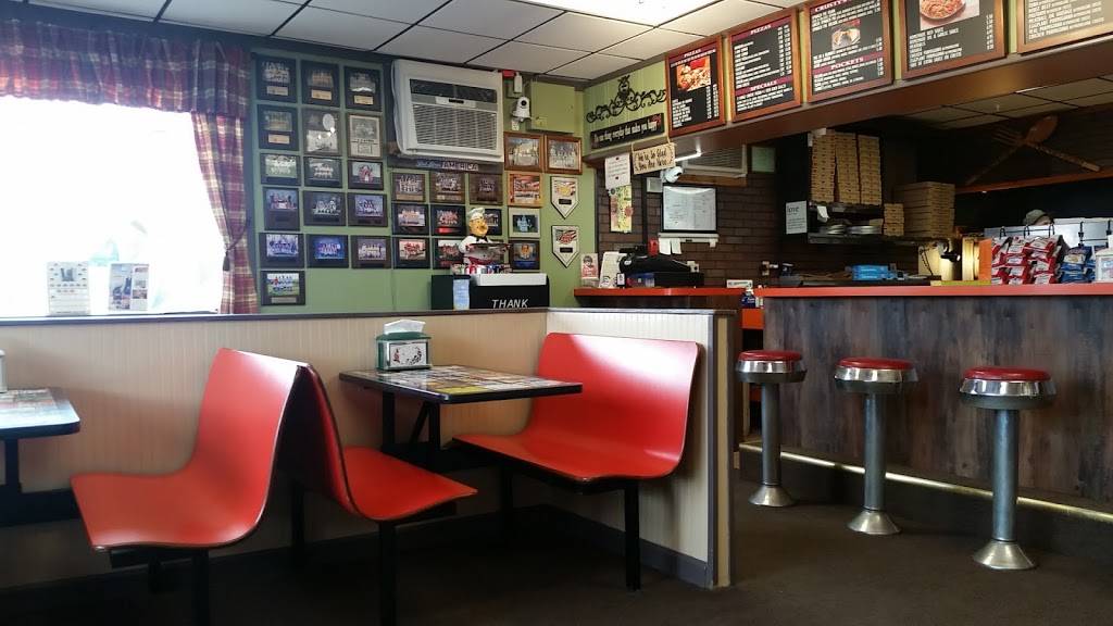 Crustys Pizza | restaurant | 1331 Warwick Ave, Warwick, RI 02888, USA | 4014635123 OR +1 401-463-5123